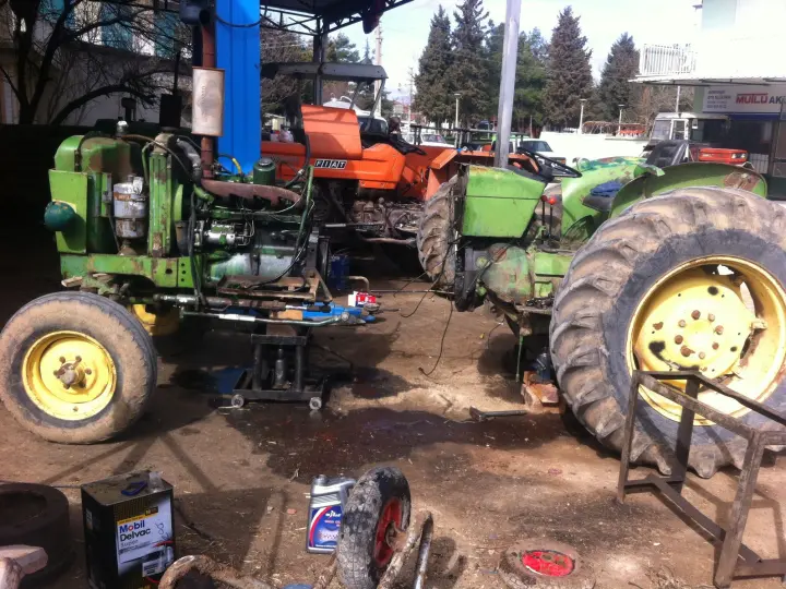 AY OTO TAMİRHANESİ