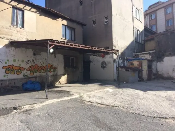 Ayberk Otoparkı - Şener Sk.
