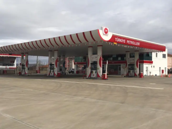 Aydoslar Akaryakıt İstasyonu
