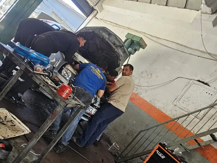 Aym oto tamir atölyesi