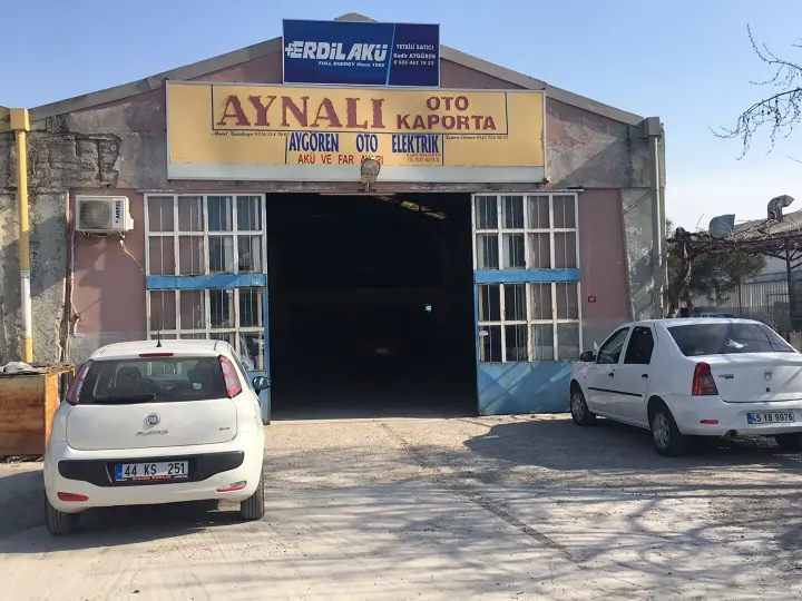 Aynalı oto