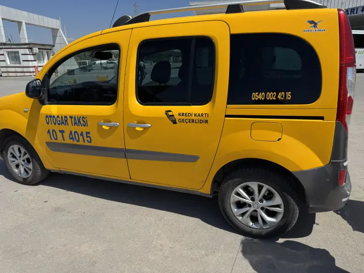 Ayvalık Taksi | KREDİ KARTI GEÇERLİ | 10 T 4015