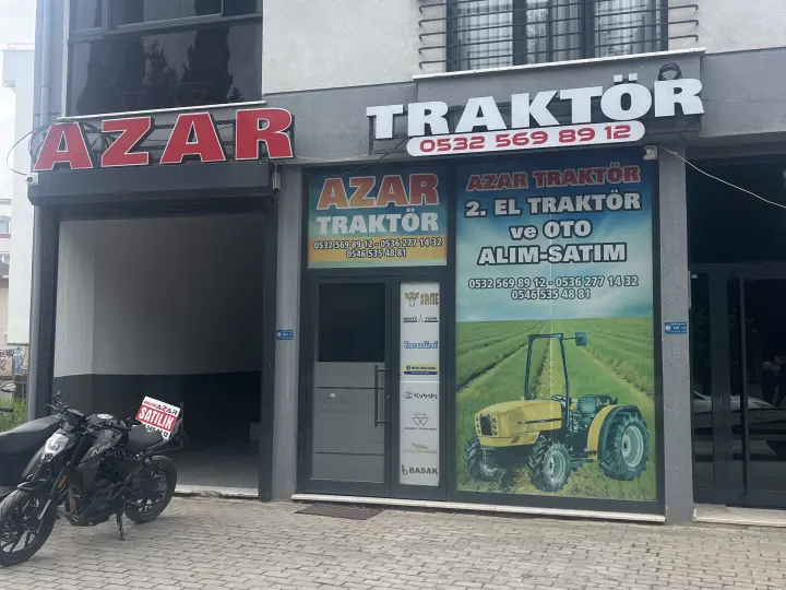 Azar Traktör