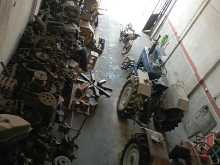 Azar traktör servis ve çıkma parça