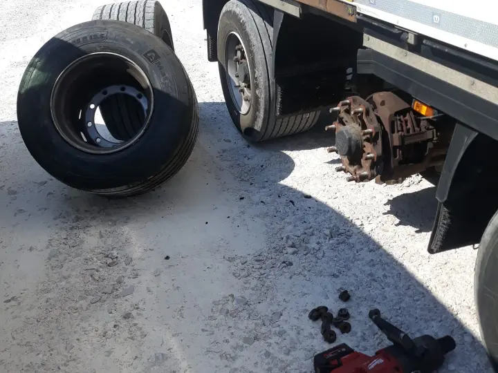 Babaeski Lastikçi İşbırakmazlar Lastik Tamir ve Satış/ Yol Yardım