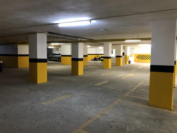 Babilyo Oto Kuaför & Park & Stüdyo