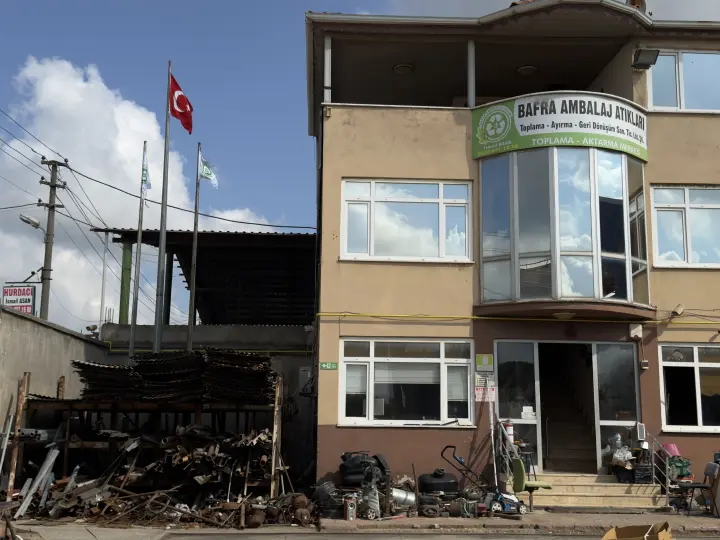 BAFRA AMBALAJ ATIKLARI TOPLAMA AYIRMA GERİ DÖNÜŞÜM SAN. TİC. LTD. ŞTİ.