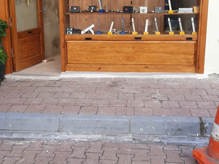 BALAT ELÇi ÇİLİNGİR ANAHTARCI