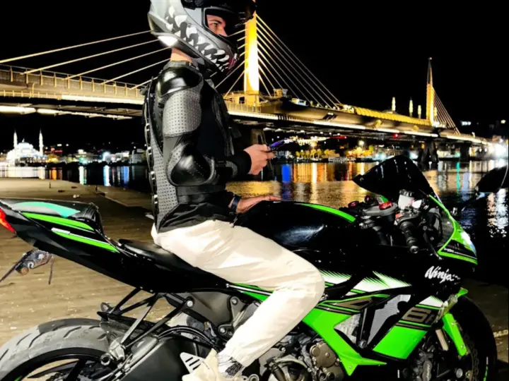 Balat Fener Motorcu Motosiklet