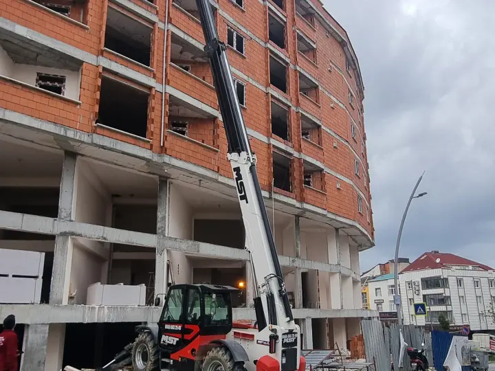 BARIŞ VİNÇ & MANİTOU TİC LTD ŞTİ