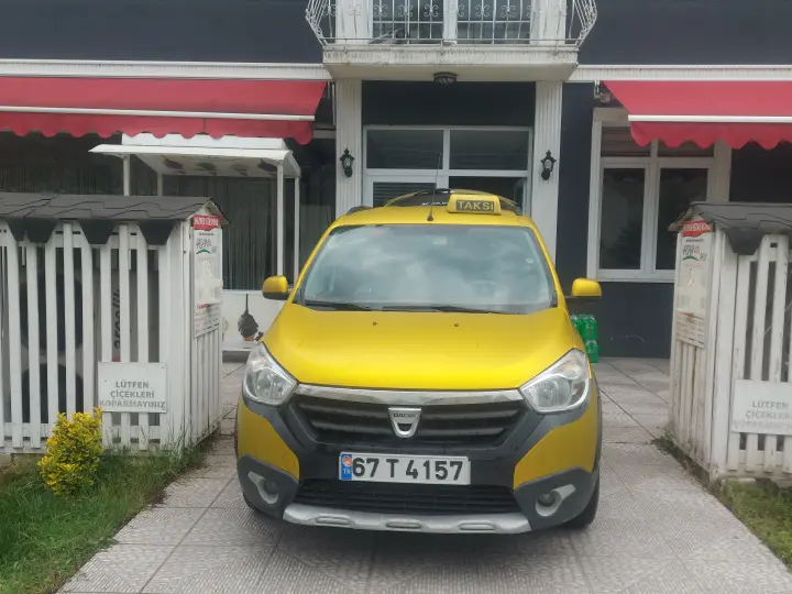 Başlarkadı Taksi Durağı