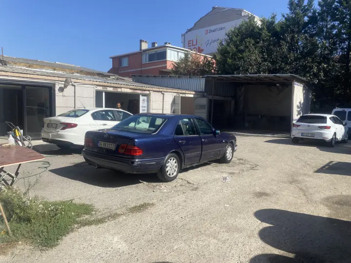 BAYDARLAR OTOMOTİV ARAC ALT YIKAMA VE MOTOR YIKAMA OTO KUAFÖR