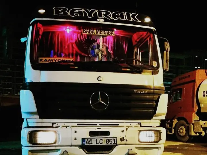 Bayrak Su Dolum Tesisleri