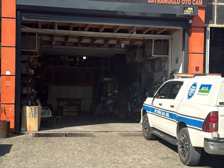 BAYRAMOĞLU OTO CAM OF