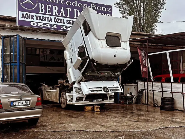 Berat Dönmez Mercedes-Benz Ağır Vasıta Özel Servis & Yedek Parça