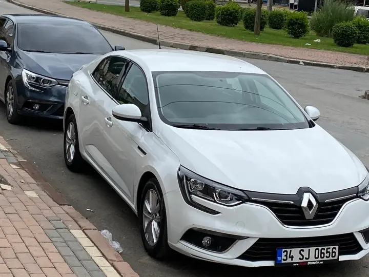 Berat Rent A Car