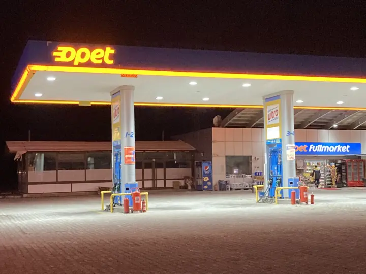 Besekr opet mola