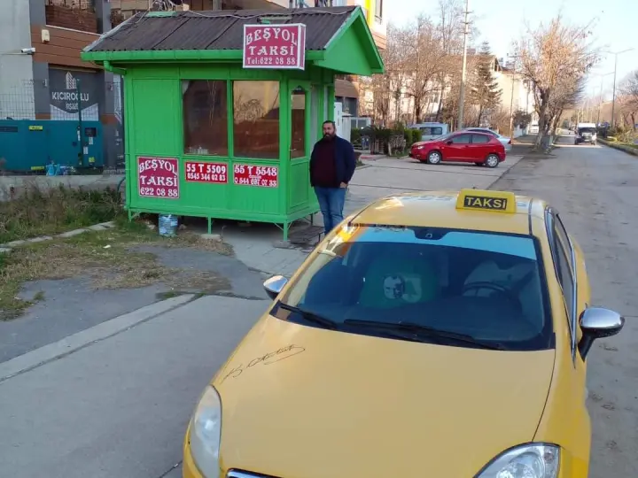 Beşyol Taksi Durağı ( Özgür )