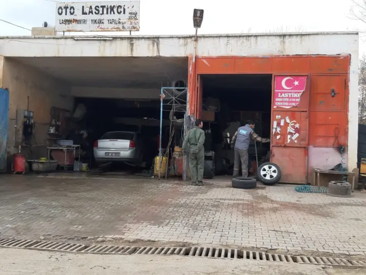 Biçici Kardeşler Oto Lastik Tamiri ve Yağlama Yıkama
