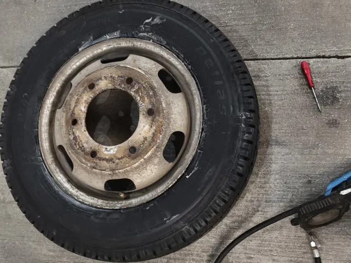 Biga oto lastik tamiri ve Yol yardım
