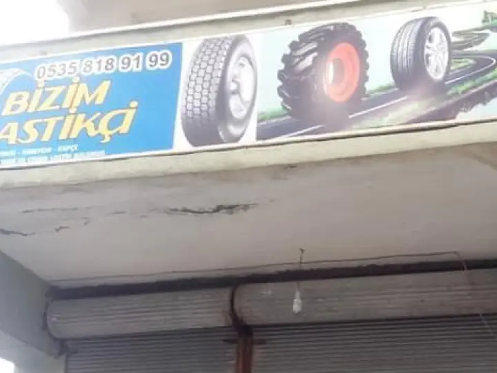 Bizim Lastikçi Denizciler