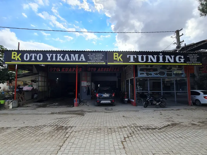 BK-Tuning - Cam Filmi - Kılıf - Oto Aksesuar - Detaylı Temizlik
