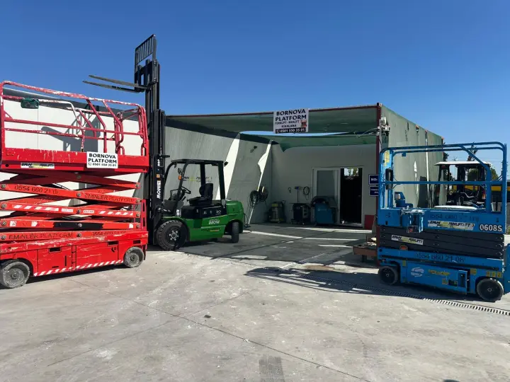 Bornova Platform & Manlift Forklift Kiralama