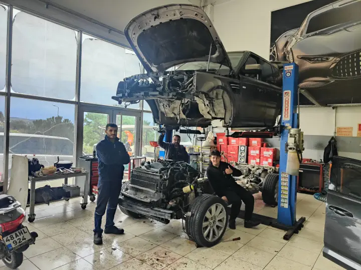 Borusan Oto Bodrum - Land Rover Yetkili Servisi