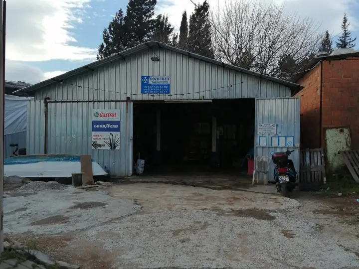 Bozburun yağ ve rekor servisi ( lastikçi )