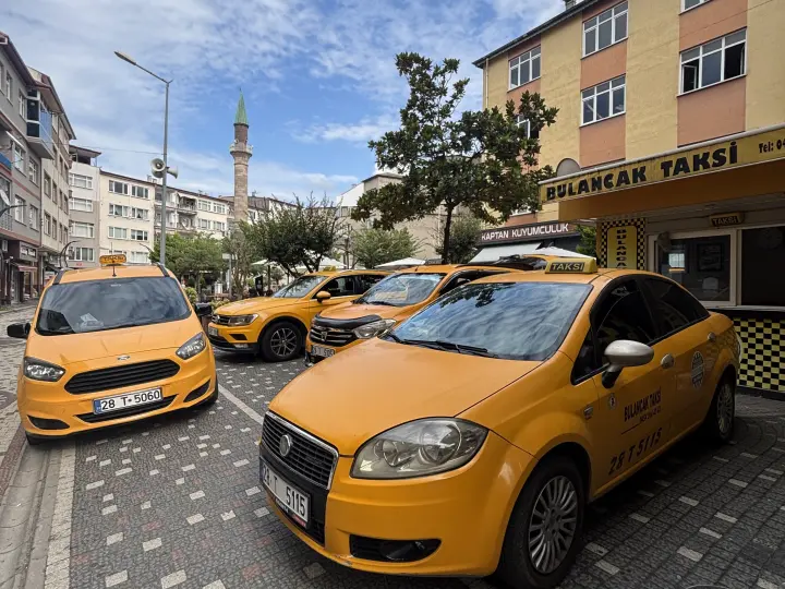 BULANCAKTA TAKSİ DURAĞI