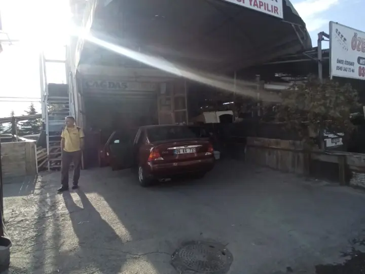 ÇAĞDAŞ OTO KAPORTA BOYA & PASTA CİLA & FAR TEMİZLİĞİ