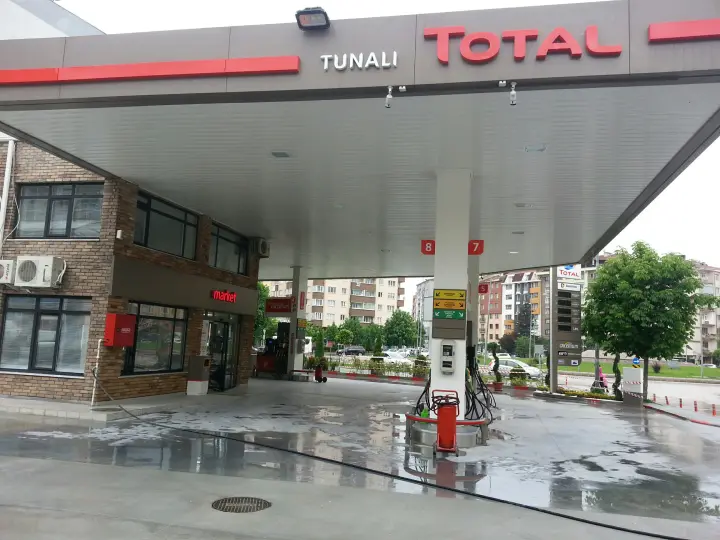 ÇAM PETROL