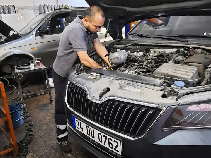 car repair garage