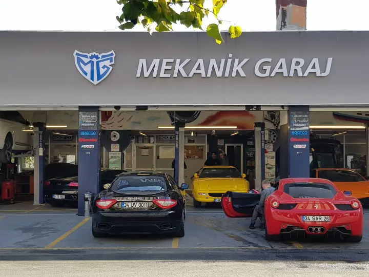 Castrol Auto Service - Mekanik Garaj
