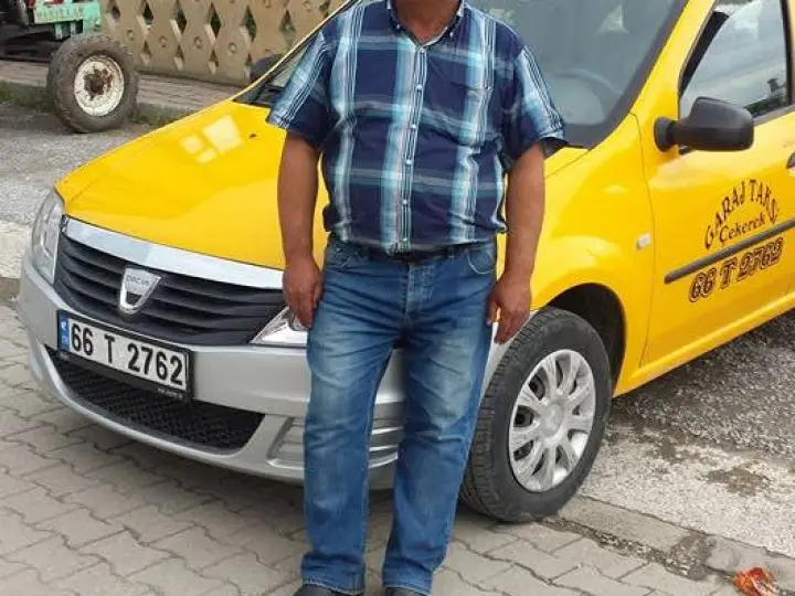 ÇEKEREK TAKSİ (Bayram Nazlı)