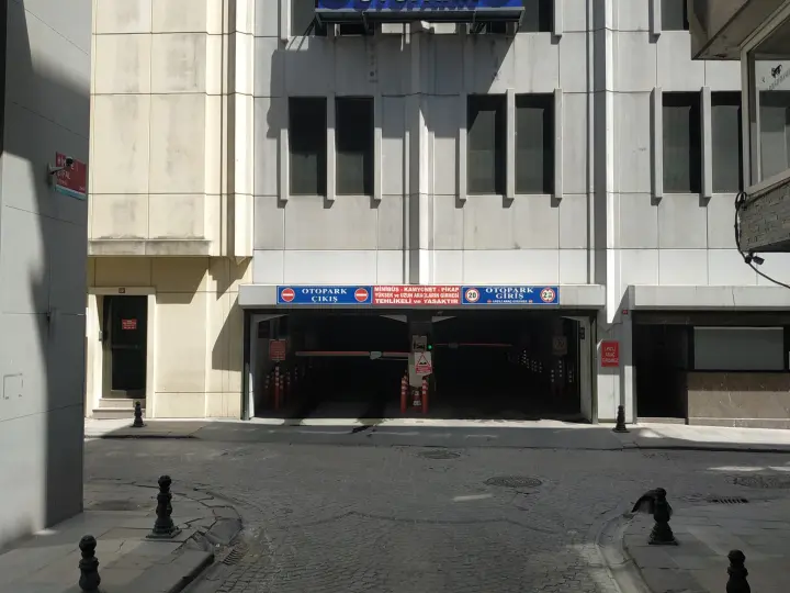 Çemberlitaş Katlı Otopark