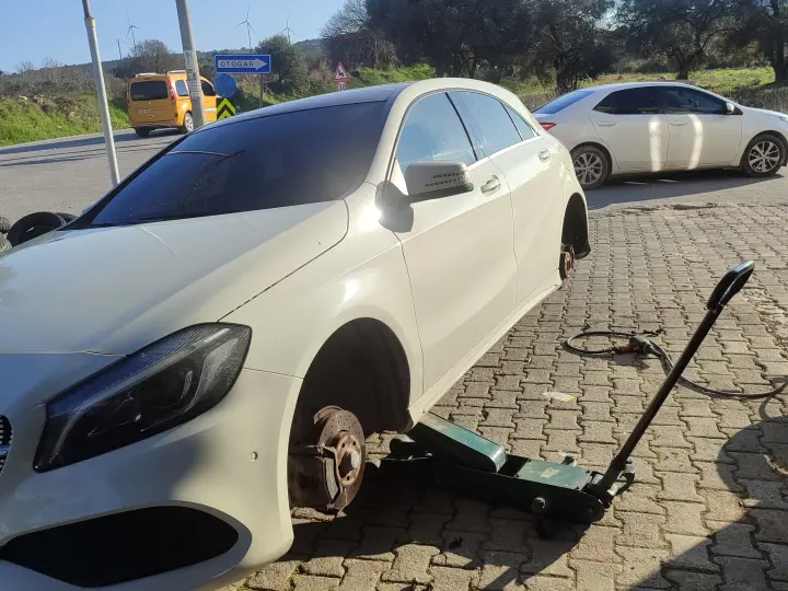 Çeşme Oktay Oto Lastik Tamircisi | Alaçatı Lastikçi