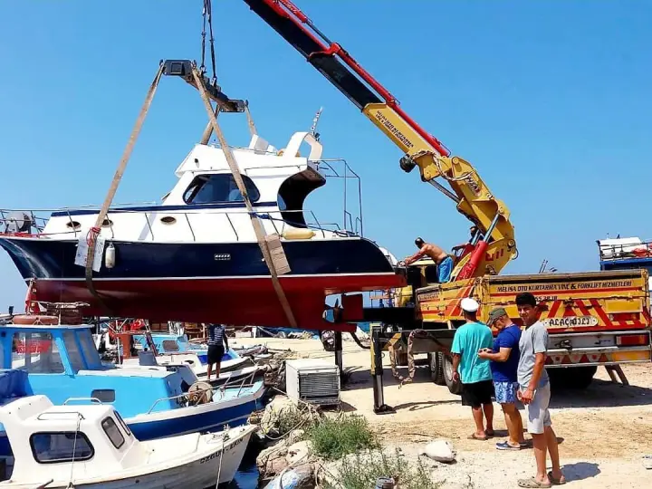 Çeşme Vinç Sepetli vinç Kiralama Melisa Vinç