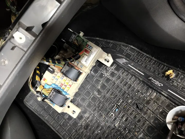 Cesur oto elektrik