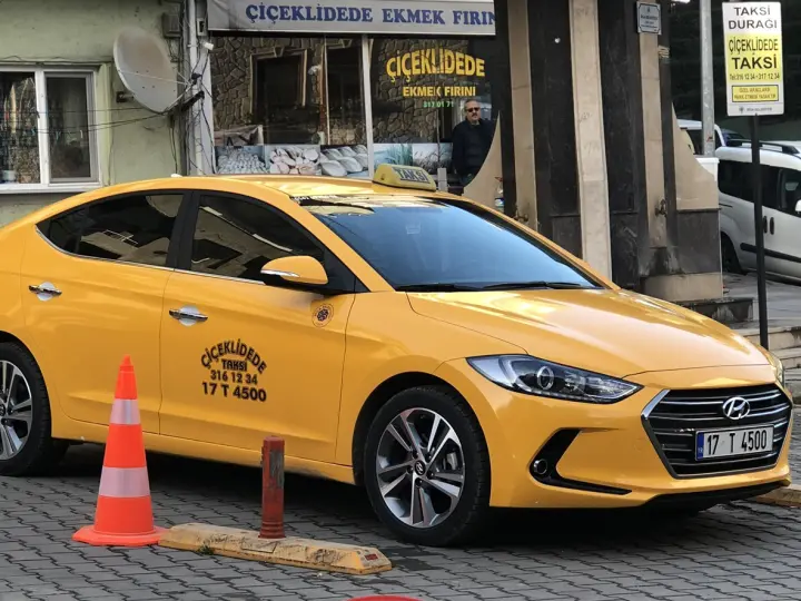 Çiçeklidede Taksi