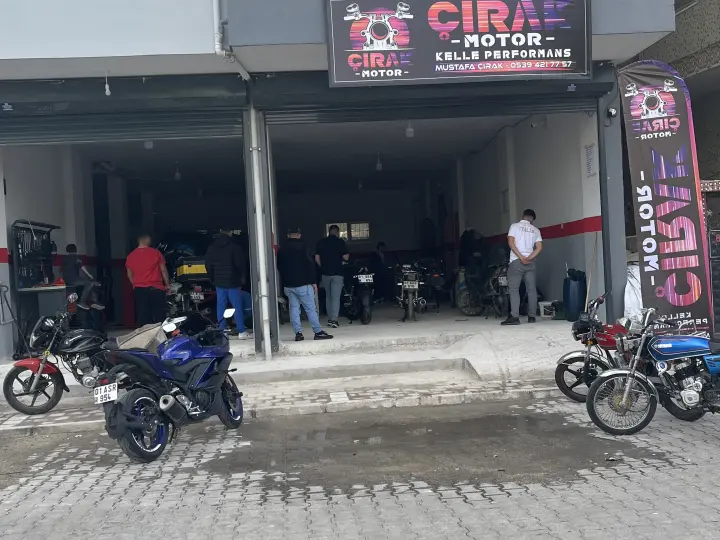 Çırak Motor-Kelle Mustafa Usta