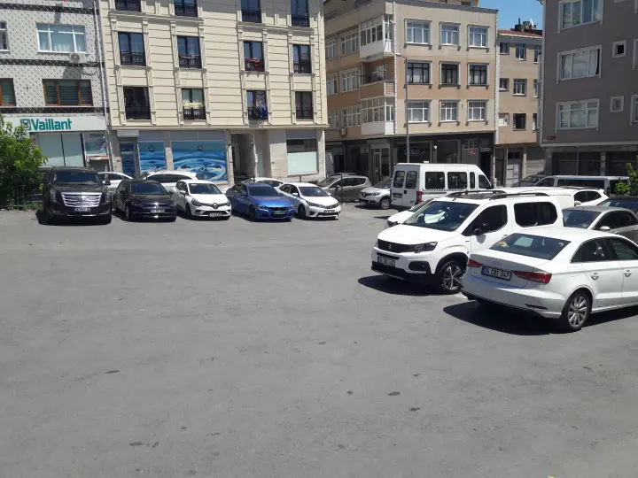 Çizmeci İş Merkezi Özel Otopark