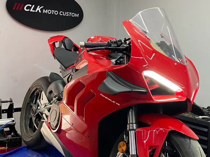 CLK Moto Custom