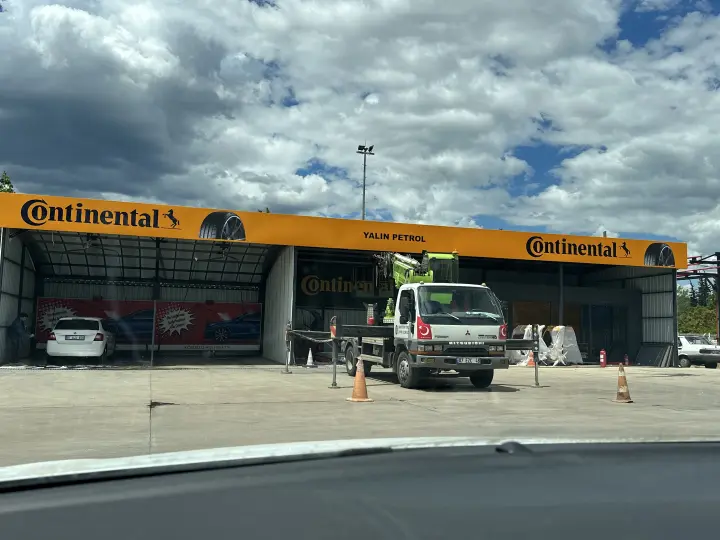 Continental - Yalın Lastik / Döşemealtı