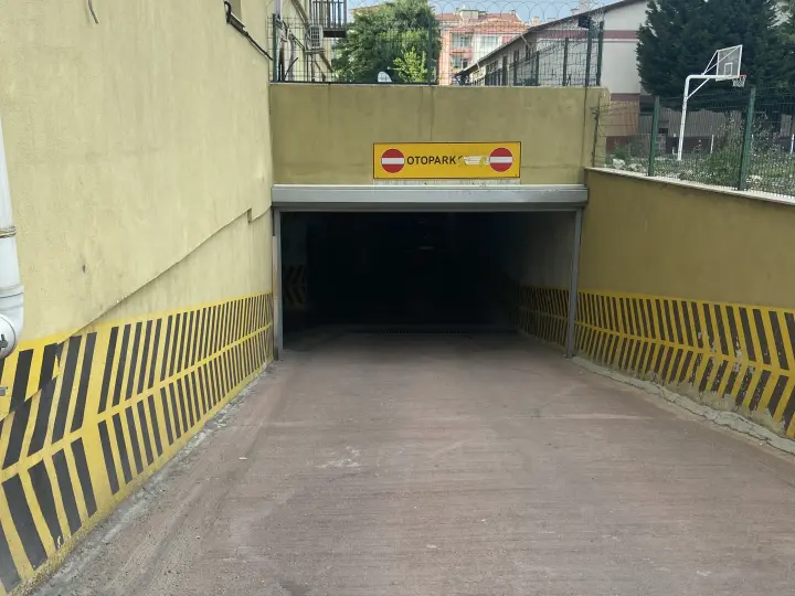 Çorlu Belediyesi Kapalı Otoparkı