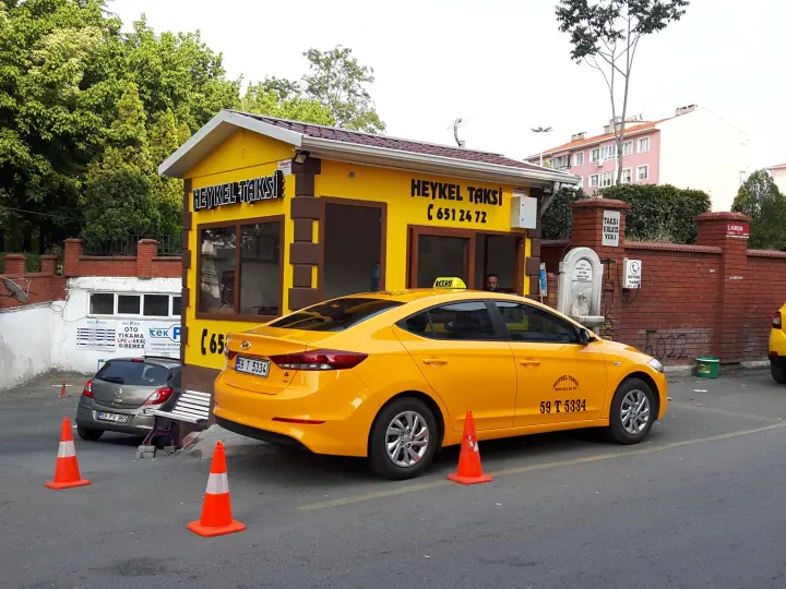 Çorlu / Taksi / Heykel / Taksi 24 Saat
