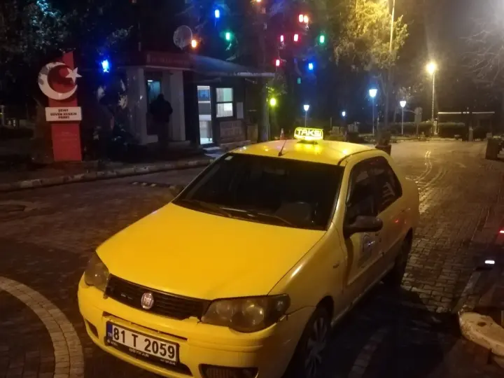 Çuhallı taksi durağı