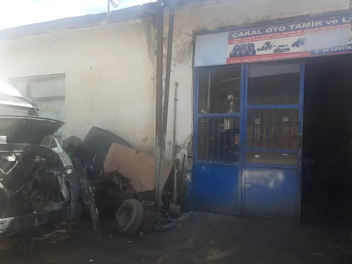 Daday Sanayi Sitesi çakal oto tamir ve bakım