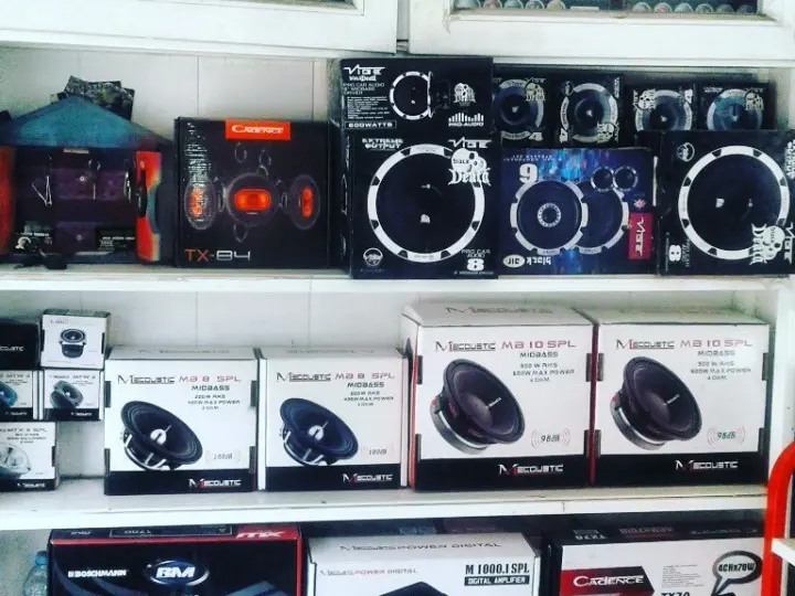 Demir Hi-Fi