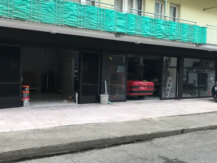 Demir Oto Aksesuar Kuaför